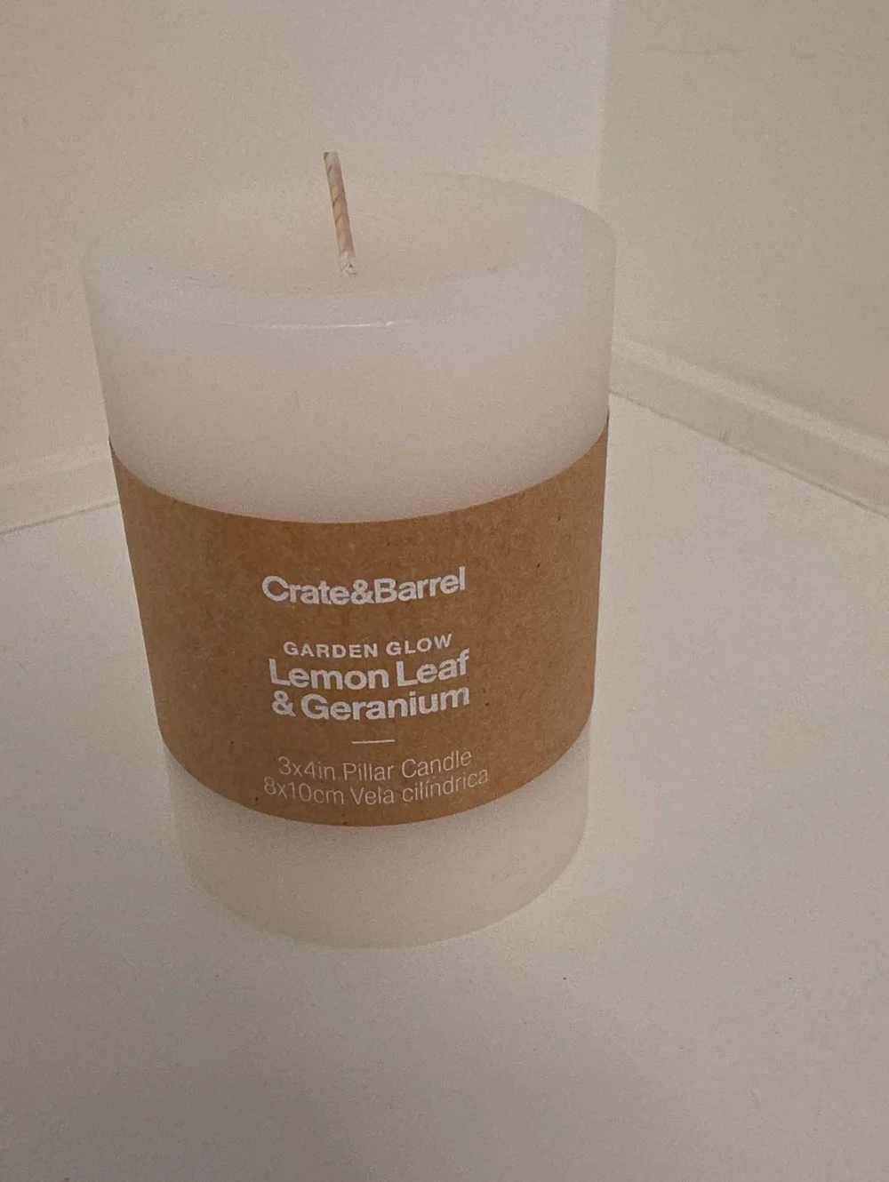 Crate&Barrel White Lemon Leaf & Geranium Pillar Candle